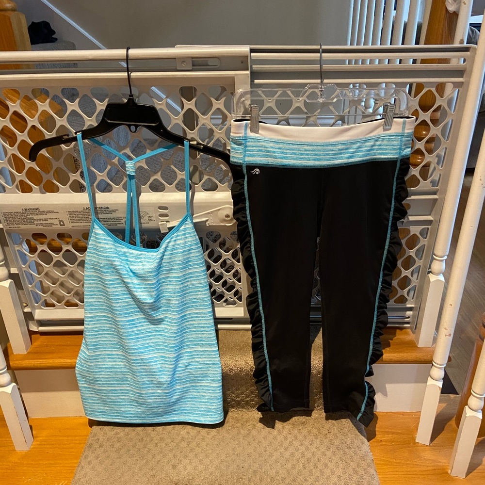Ideology tank top and matching cropped leggings